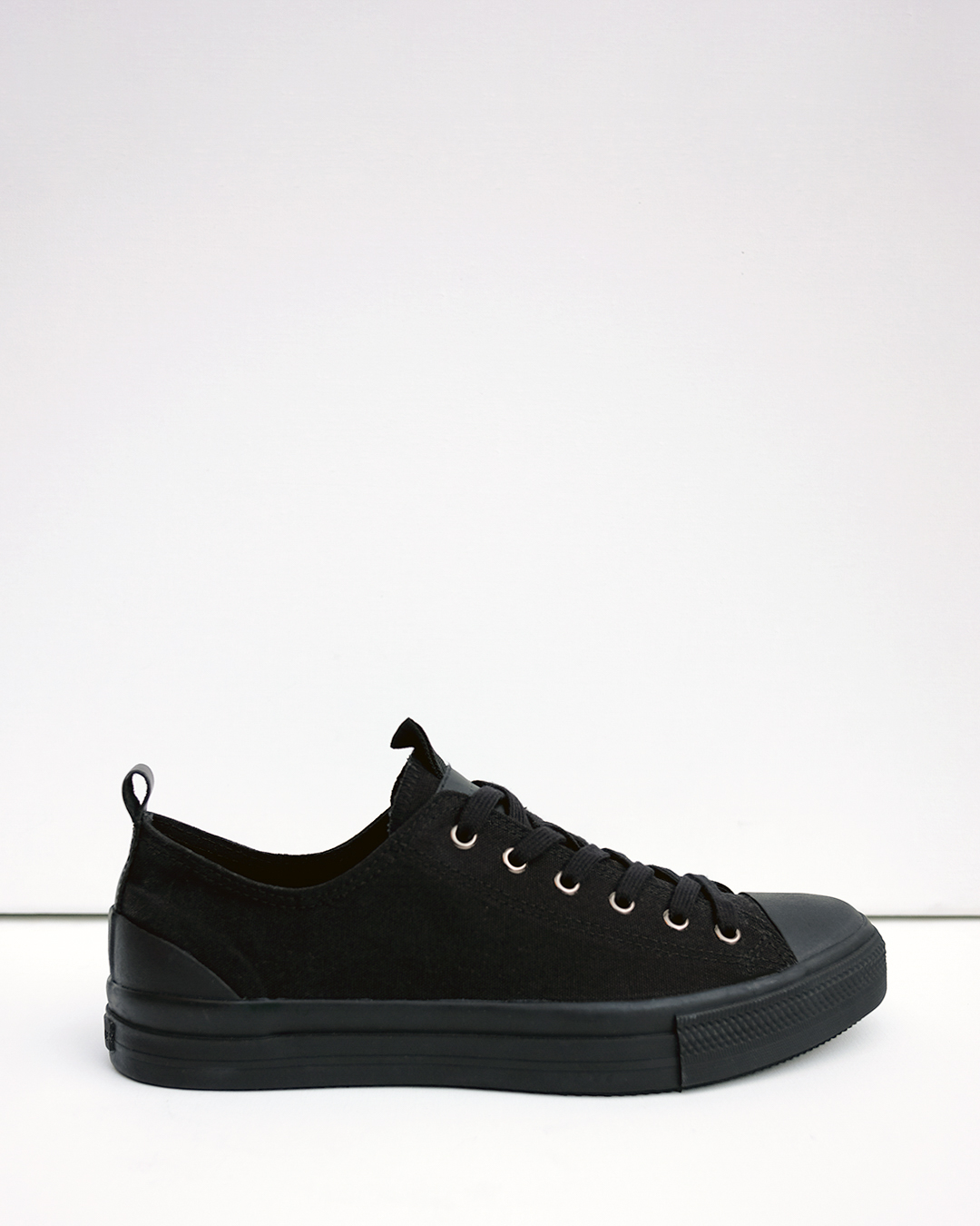 Canvas and Leather Low top Sneakers - URBANE MUSE CHRIS SMITH®